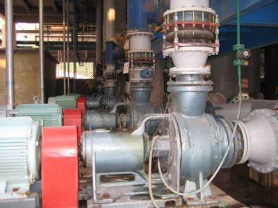 耐腐耐磨泵机现场